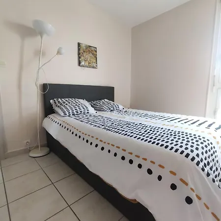 Apartment Les Pieds Dans L'eau